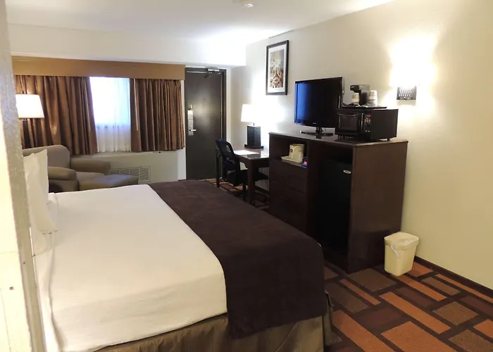 Hotel Western Tower West