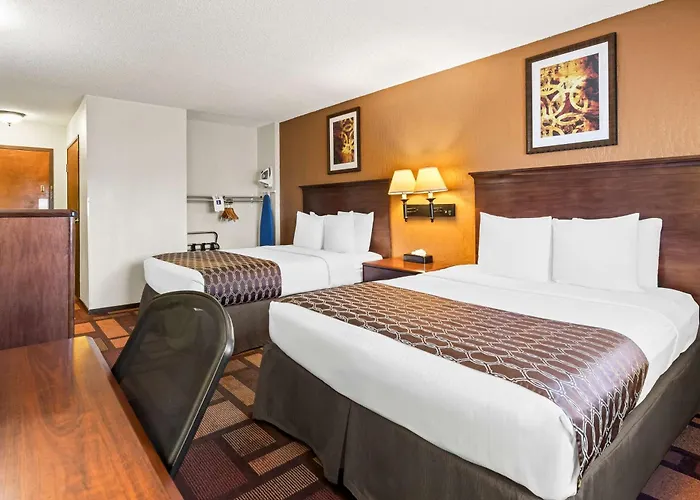Western Tower West 3*