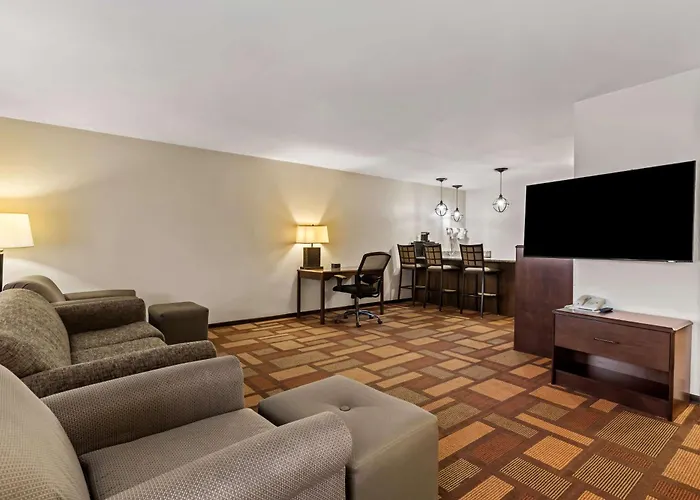 Western Tower West Hotel 3*