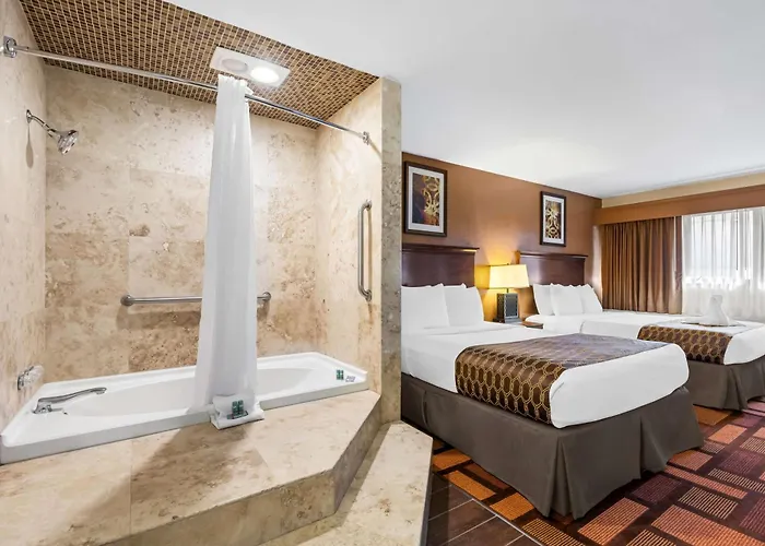 Hotel Western Tower West 3*