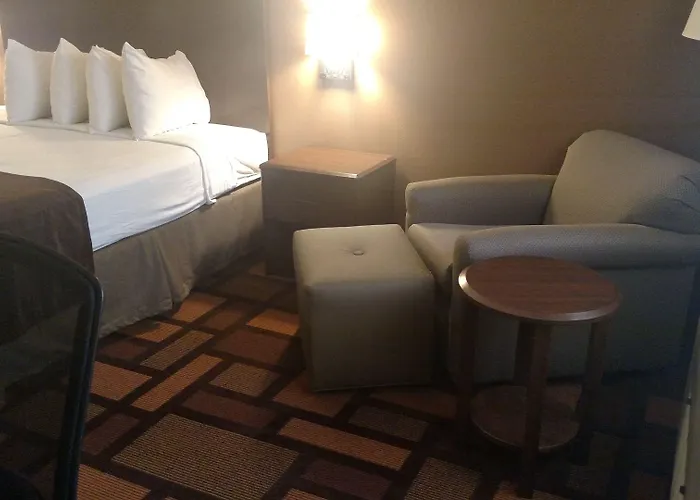 Hotel Western Tower West 3*