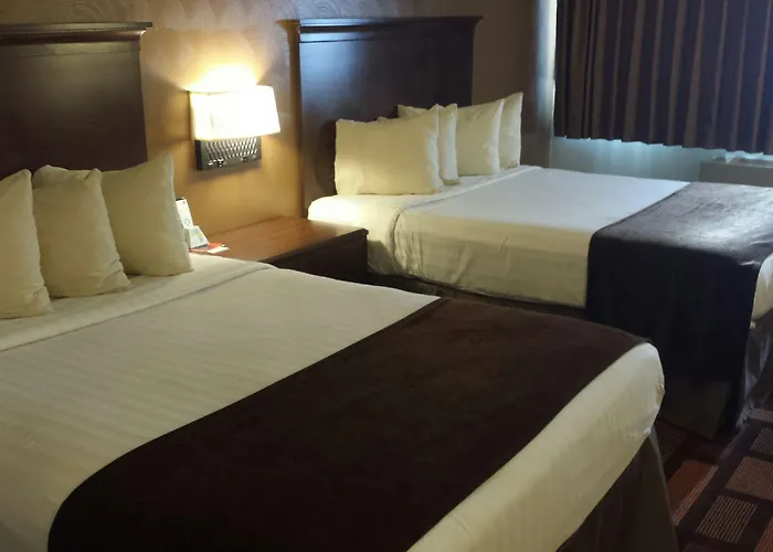Hotel Western Tower West 3*
