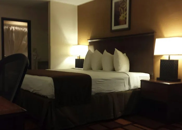 Hotel Western Tower West 3*